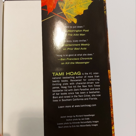 5 for $25- Deeper Than The Dead Hardback Thriller by Tami Hoag - Picture 5 of 9